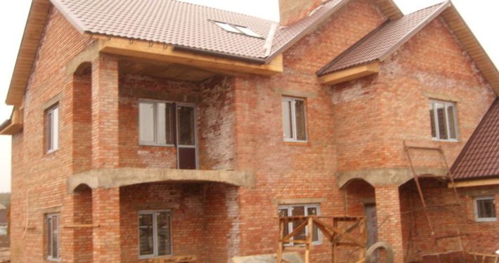 Дом с облицовкой дагестанским камнем в Истринском р-не МО