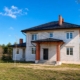 Главный фасад дома из газосиликатных блоков в Жуковском