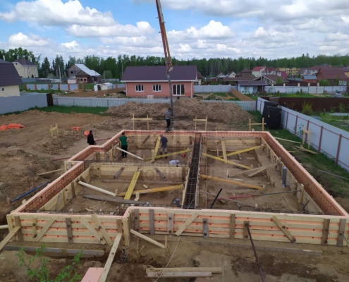 Опалубка фундамента дома из газобетона в Солнечногорском районе
