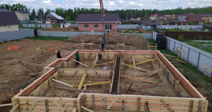 Опалубка фундамента дома из газобетона в Солнечногорском районе
