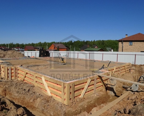 Песчаная подушка фундамента дома из газобетона в Солнечногорском районе
