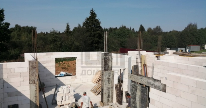 Внутренние стены из газобетона дома 660 м2 в Сергиево-Посадском районе