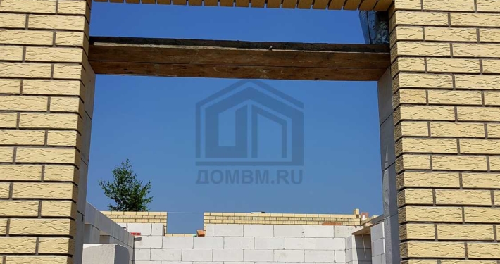 10-okonnyy-proem-v-kirpichnoy-stene-dvukhetazhnyy-dom-163m2-shchelkovo Оконный проем в кирпичной стене двухэтажного дома 163 м2 в Щелково