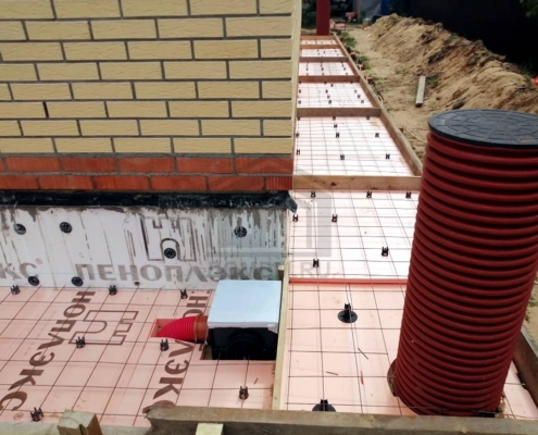 14-uteplenie-otmostki-dvukhetazhnyy-dom-163m2-shchelkovo Утепление отмостки дома двухэтажного дома 163 м2 в Щелково