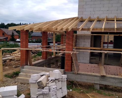 Каркас крыши дома из газобетона в Солнечногорском районе