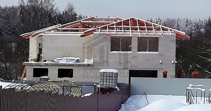 Каркас вальмовой крыши дома 660 м2 в Сергиево-Посадском районе