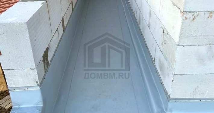 Гидроизоляция балкона дома 660 м2 в Сергиево-Посадском районе